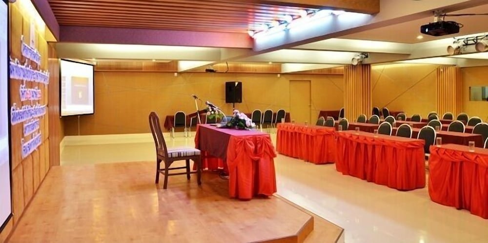 Friendlytel Hotel 36/48