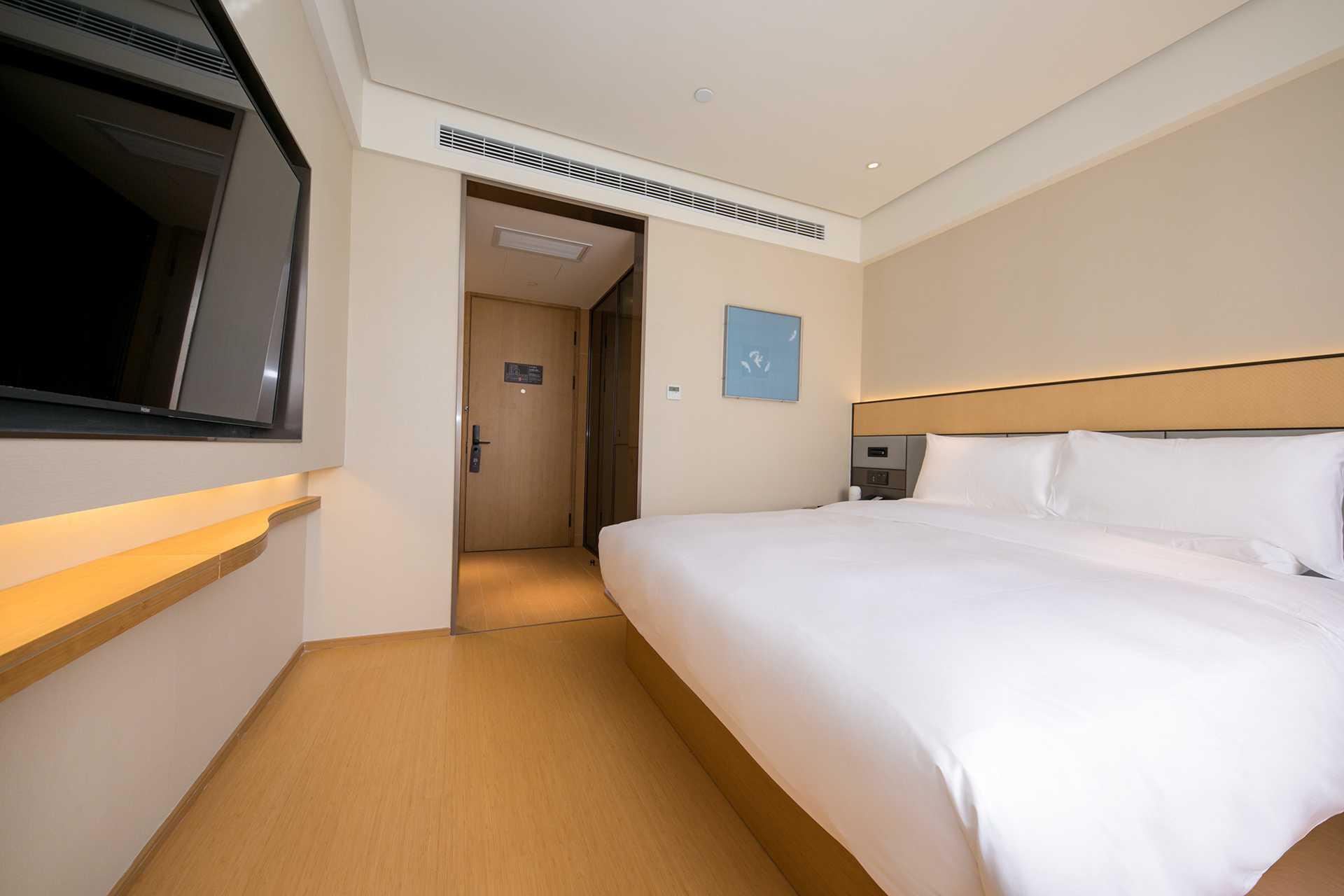 JI Hotel (Shanghai Lujiazui World Plaza) 24/48