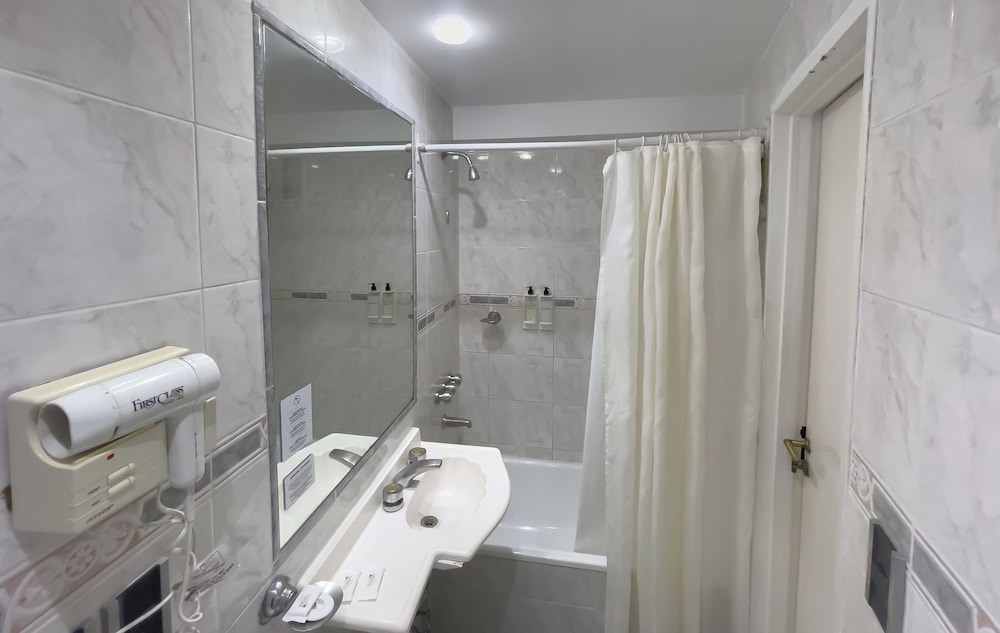 Hotel HR Plaza By Nobile 32/32