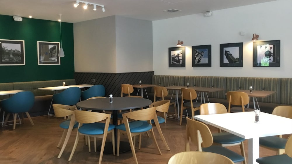 Holiday Inn Rugby-Northampton M1, JCT.18 36/50