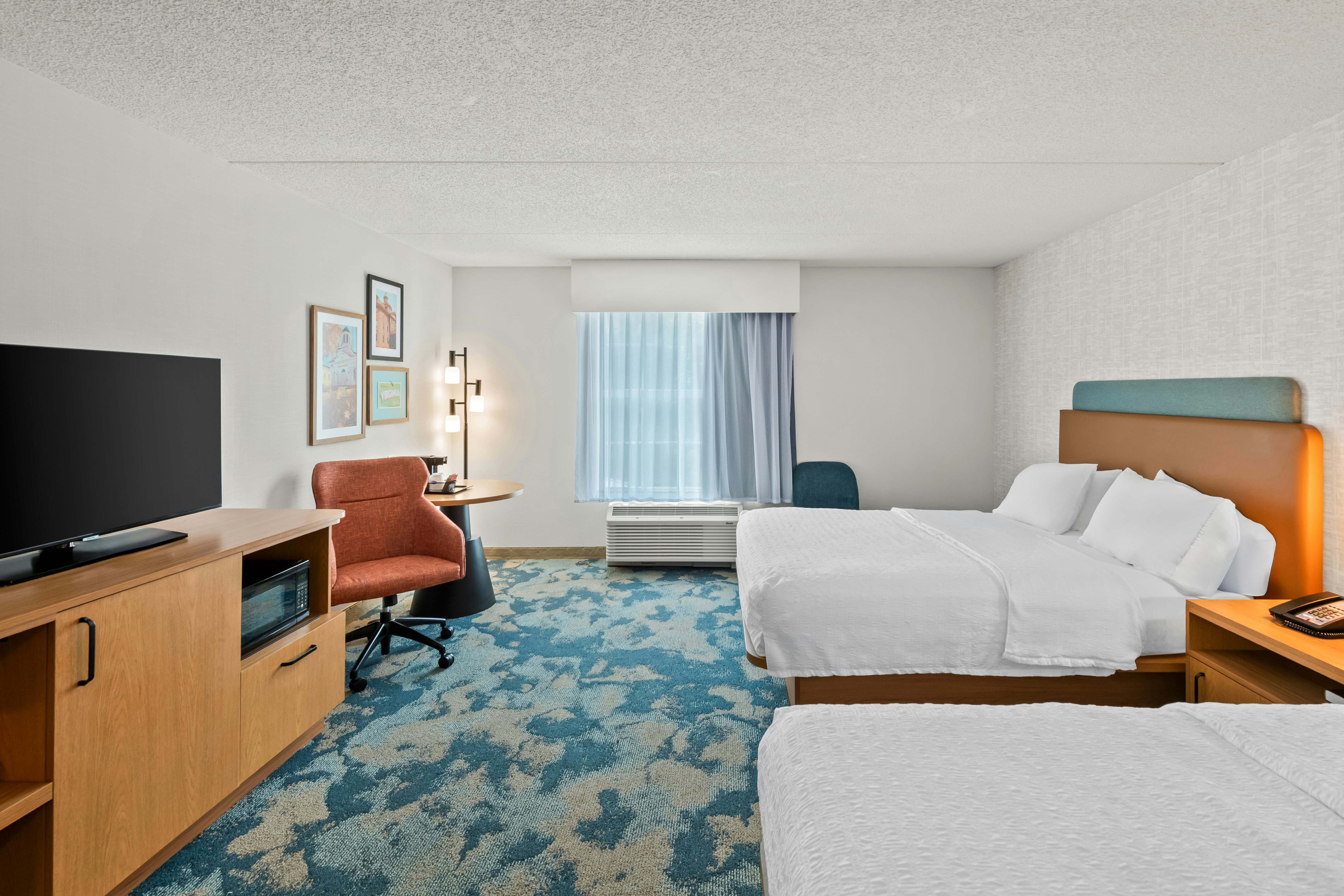 غرفة بسريرين كوين، Hampton Inn And Suites Williamsburg Central 4/7