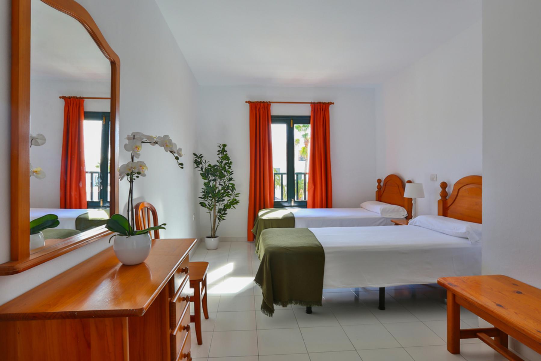 Apartment, Double Bed, Garden View