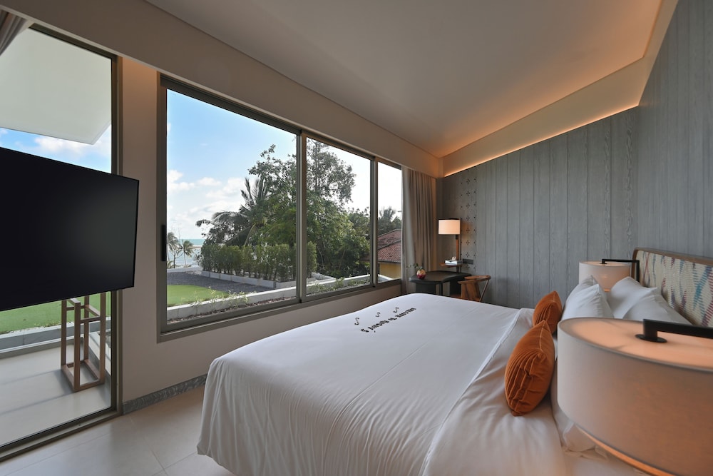 Lofty, Suite, King Bed, Bunk Bed, Ocean View