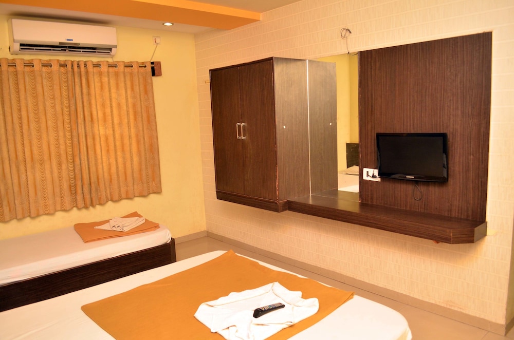 Hotel Sai Kamal 40/57