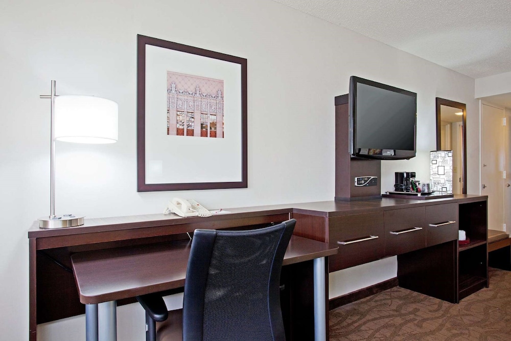 Sonesta Los Angeles Airport LAX 41/50