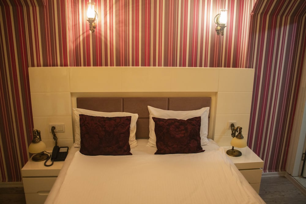 Vali Konak Hotel 48/65