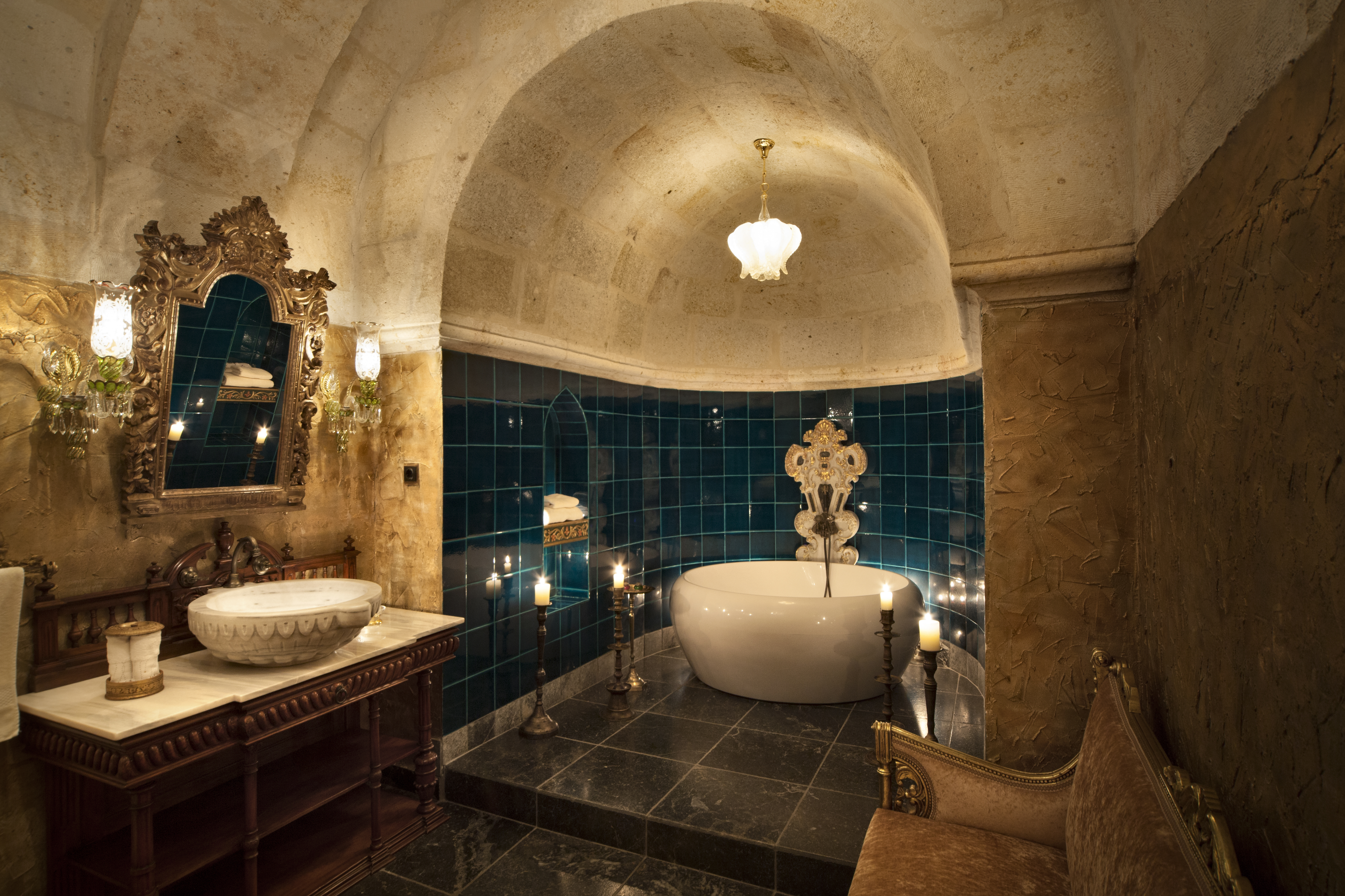 Superior Deluxe Room H, Sacred House 4/5