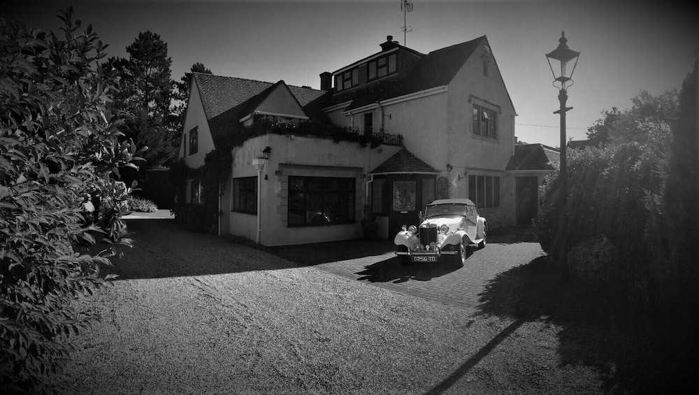 Coombe House 44/62