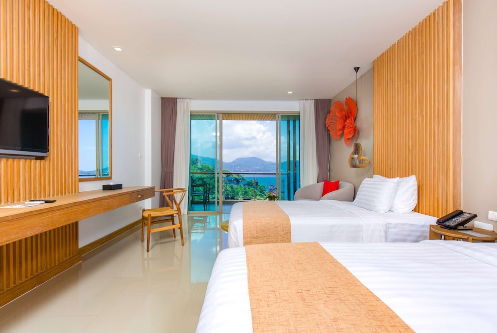 Wyndham Grand Phuket Kalim Bay 20/74