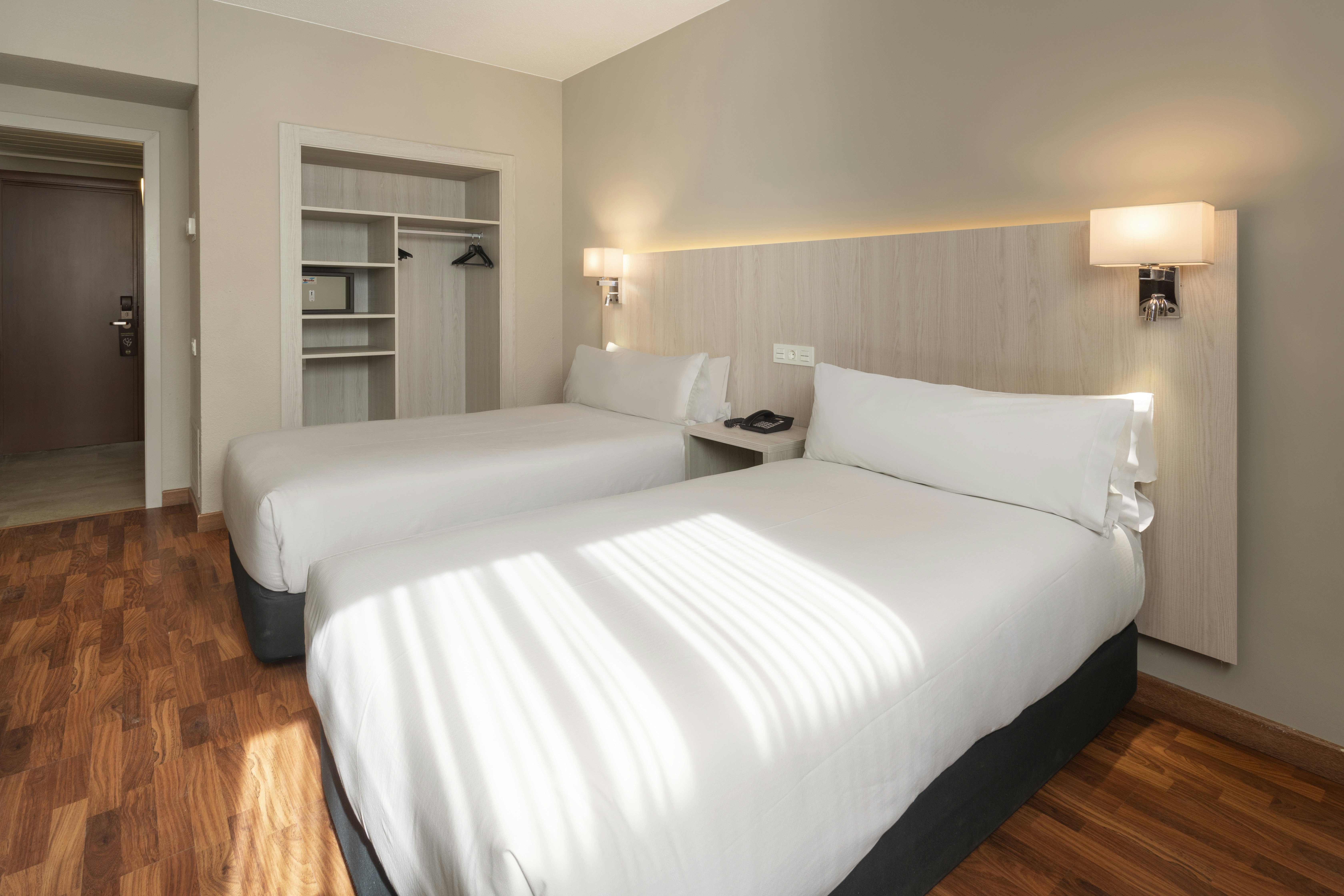 B&B HOTEL Zaragoza Royal 14/23