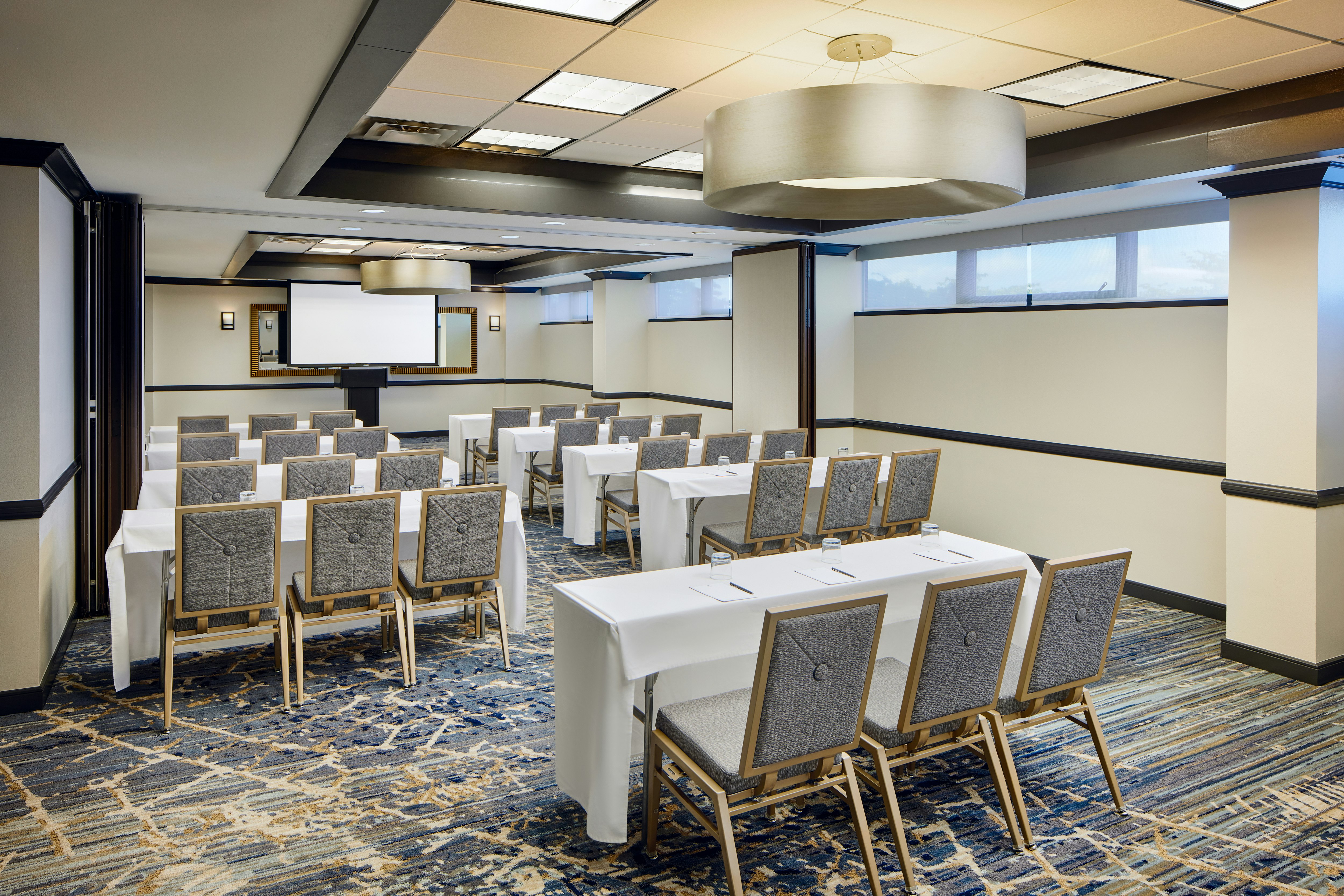Embassy Suites by Hilton West Palm Beach Central 54/56