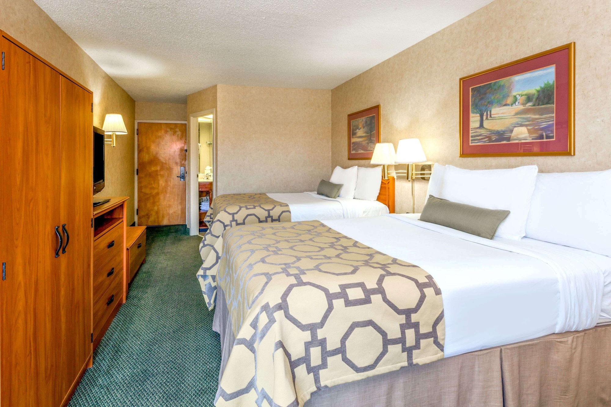 ROOM, 2 DOUBLE BEDS