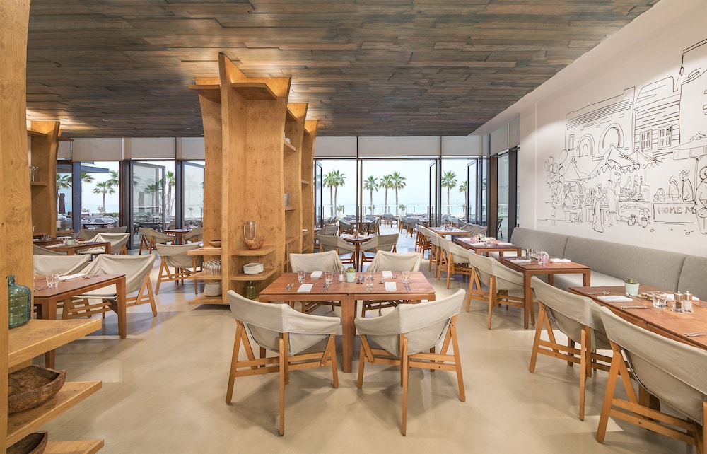 Nikki Beach Resort and Spa Dubai 67/81