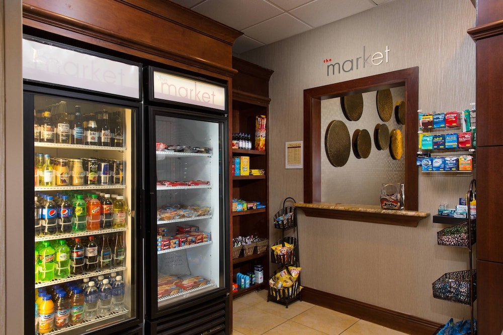 Residence Inn by Marriott Kansas City Airport 30/40