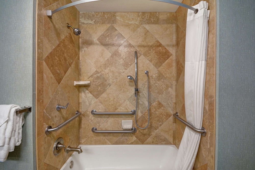Hampton Inn & Suites San Antonio/Northeast I-35 12/52