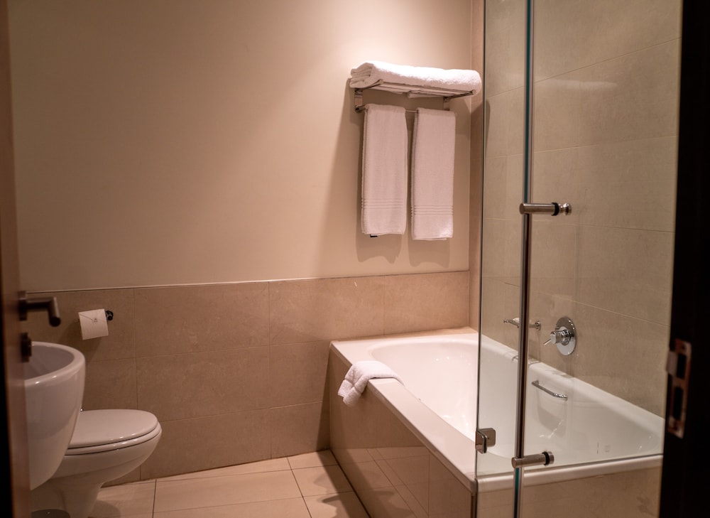 The Raphael Penthouse Suites 20/74
