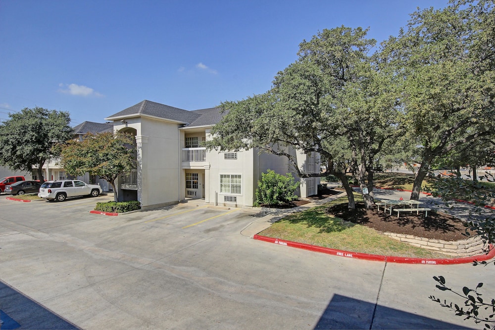 Studio 6 Extended Stay - San Antonio, TX - Six Flags 44/58