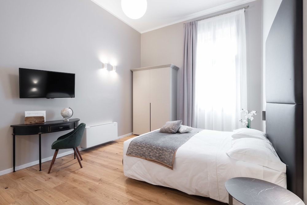 JUNIOR SUITE, SUPERIOR