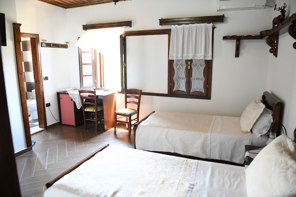 Hotel Kaceli 15/76