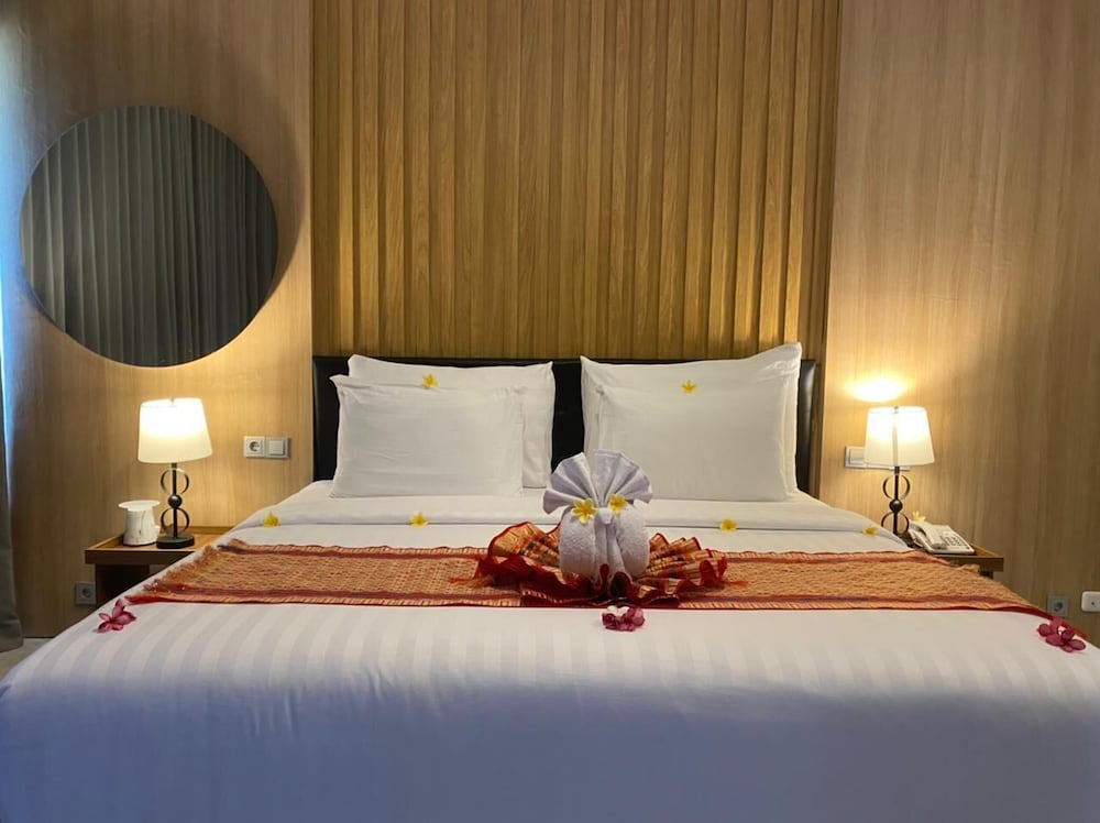 Raja Hotel Kuta Mandalika Resort & Convention 31/64