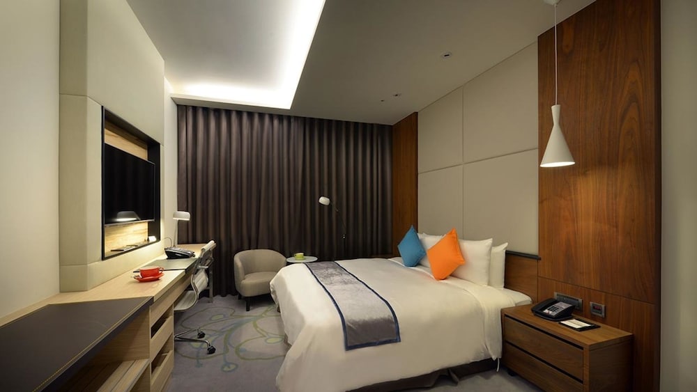 Golden Tulip Glory Fine Hotel 36/60