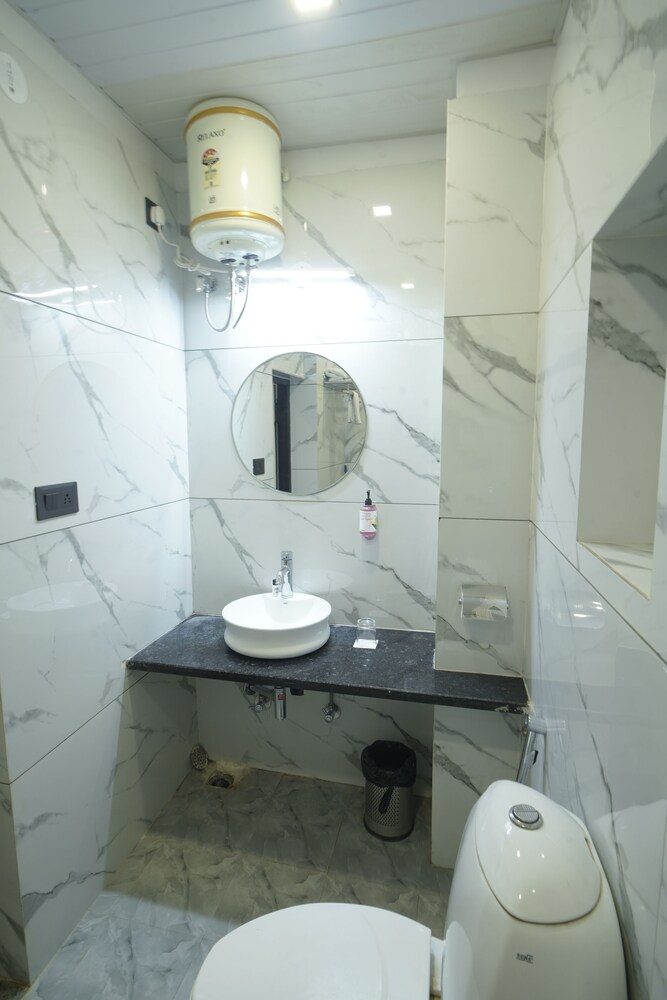 Banjara Hostels 45/50