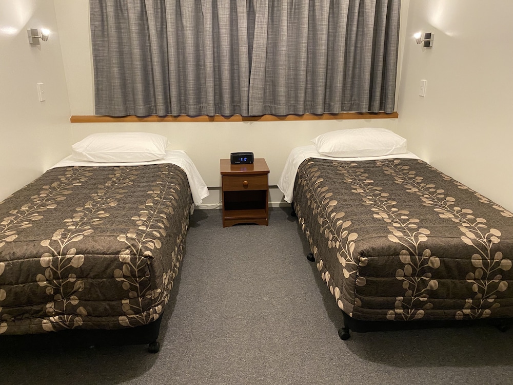Asure Townsman Motor Lodge 14/39