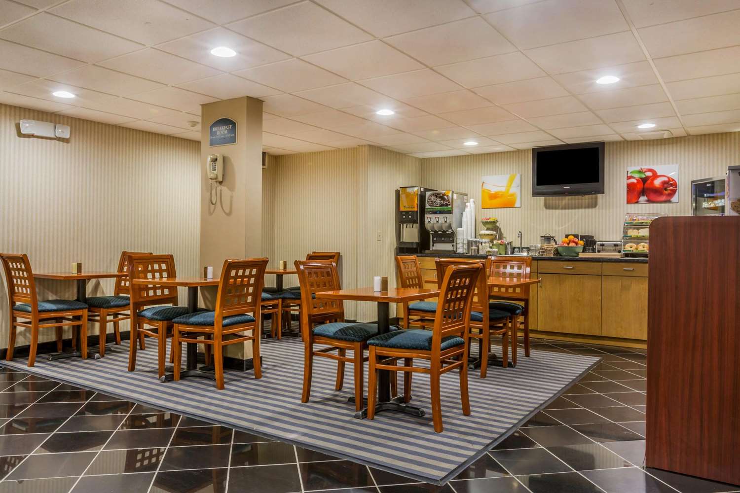 Quality Inn Hyde Park Poughkeepsie North 31/40
