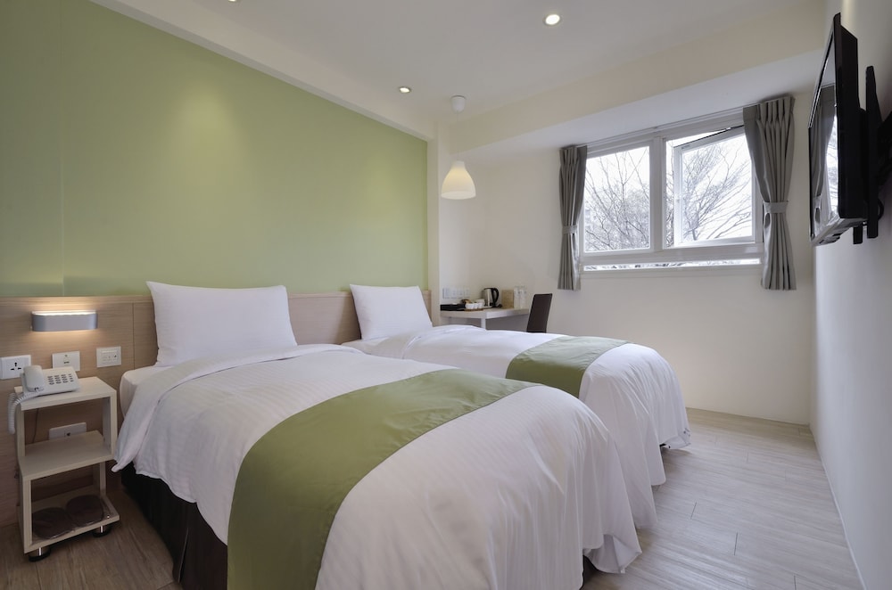 Green Hotel 31/63