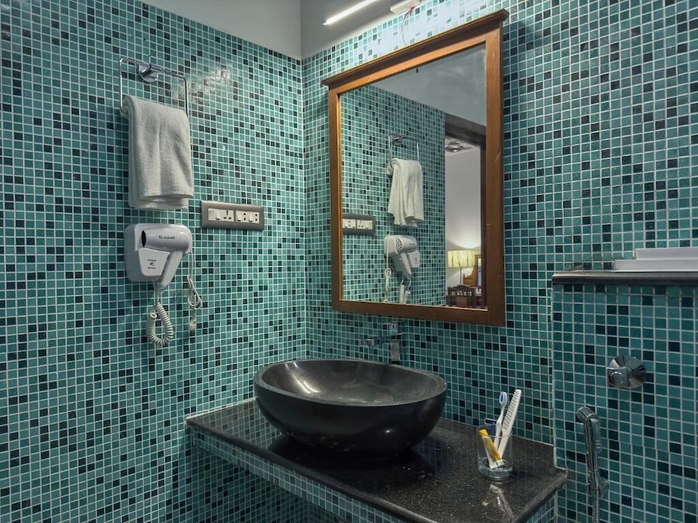 Hotel Villa Krish 53/55