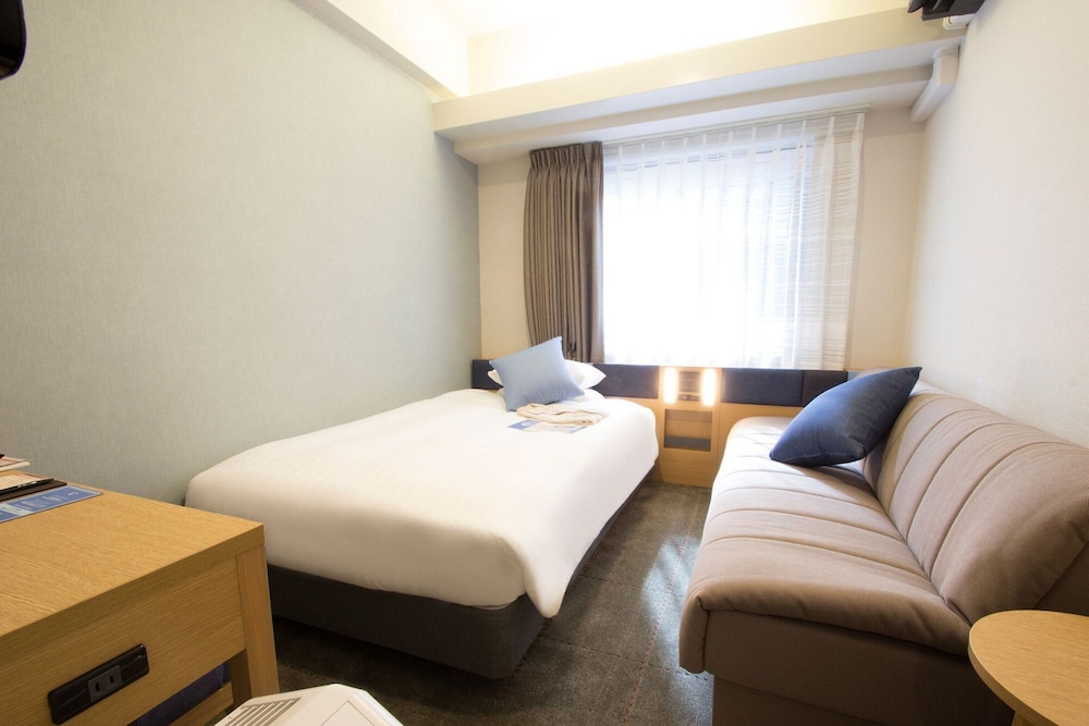 ROOM, SINGLE, DOUBLE BED