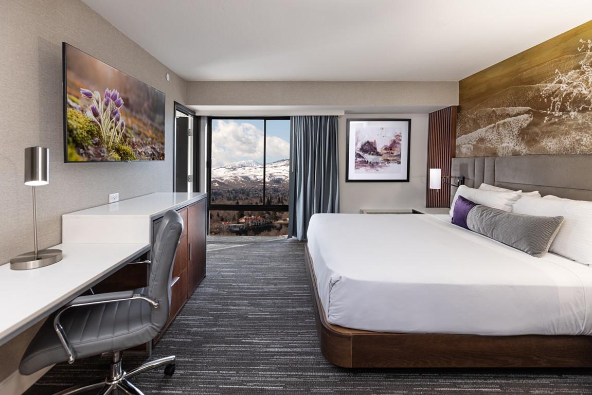 Elite, Suite, Birch Tower