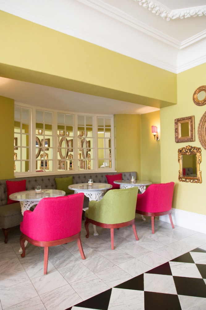 The Andros Deluxe Boutique Hotel 51/67