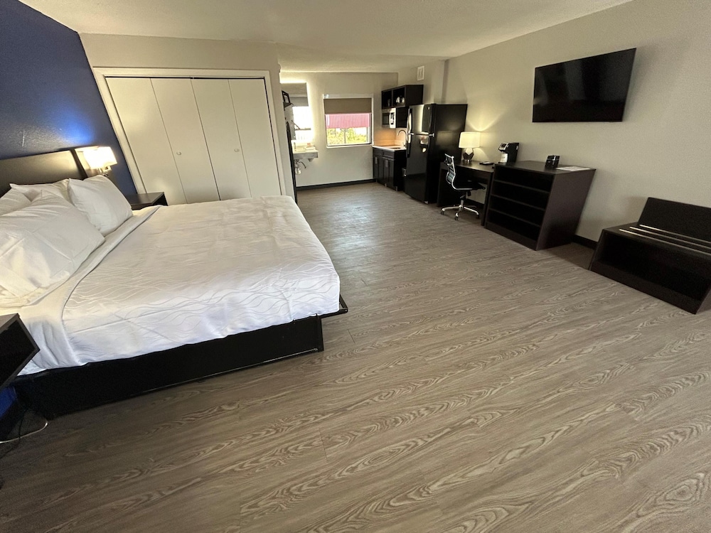 SureStay Studio by Best Western Rowland 14/41