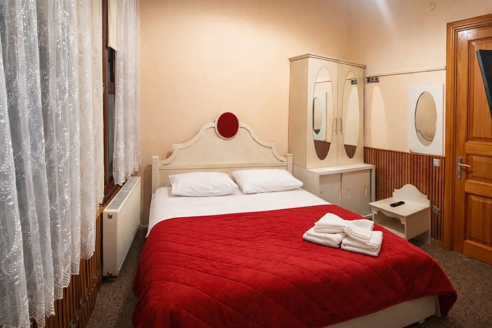 Yali Hotel 16/39