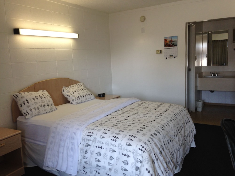 Silver Crest Lodge 18/38