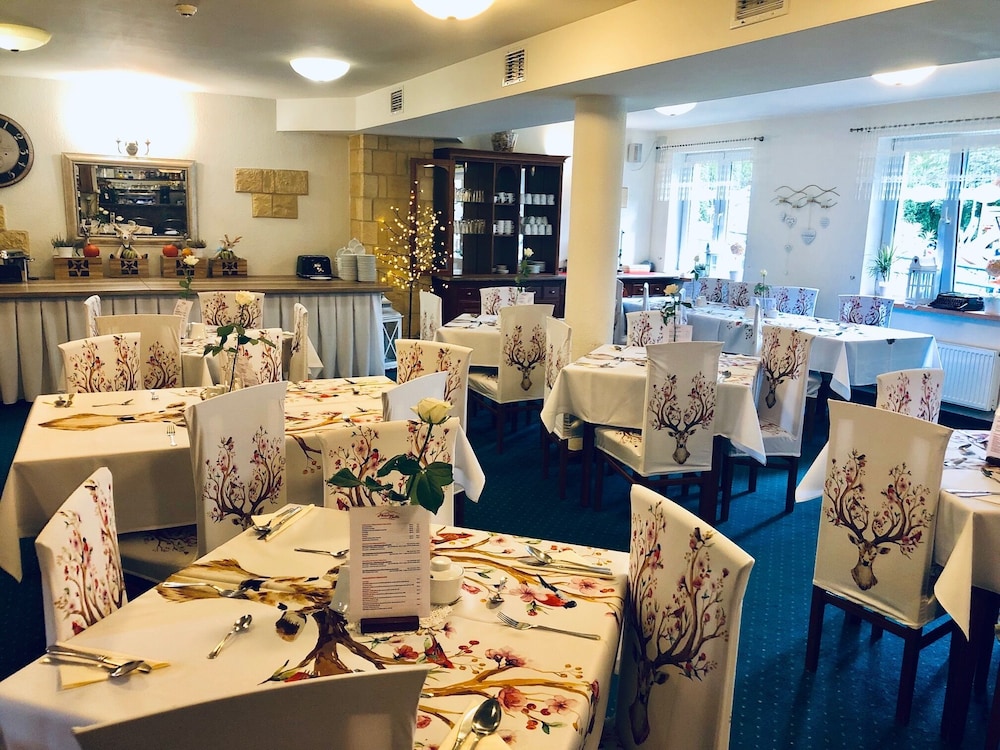 Hotel Bella 55/71