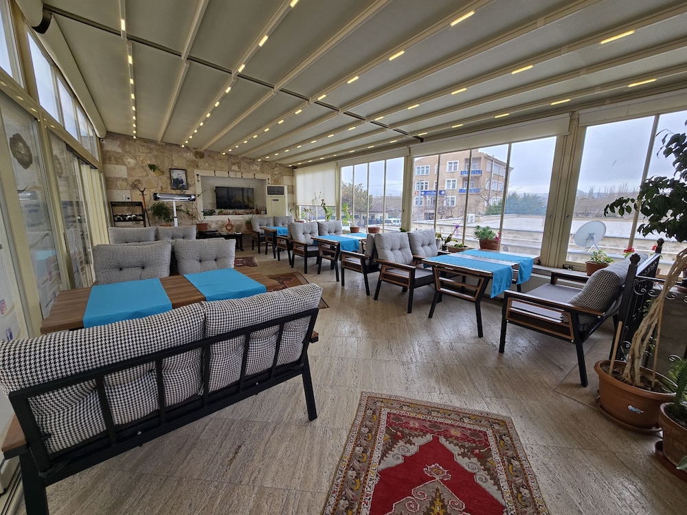 Hikmet's House 29/48
