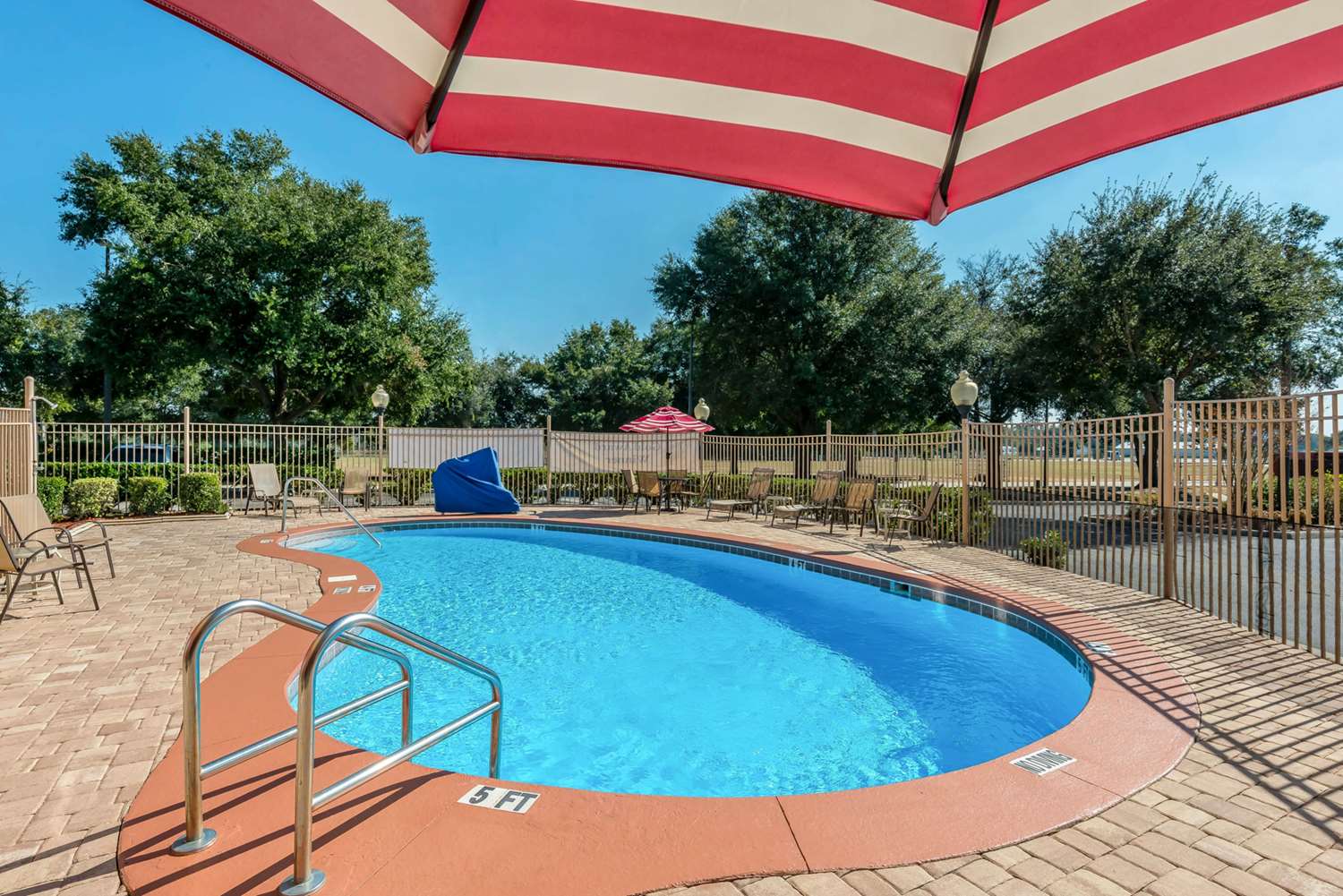 Sleep Inn & Suites Ocala - Belleview 21/40