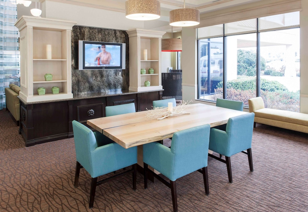 Hilton Garden Inn Dallas-Lewisville 36/79