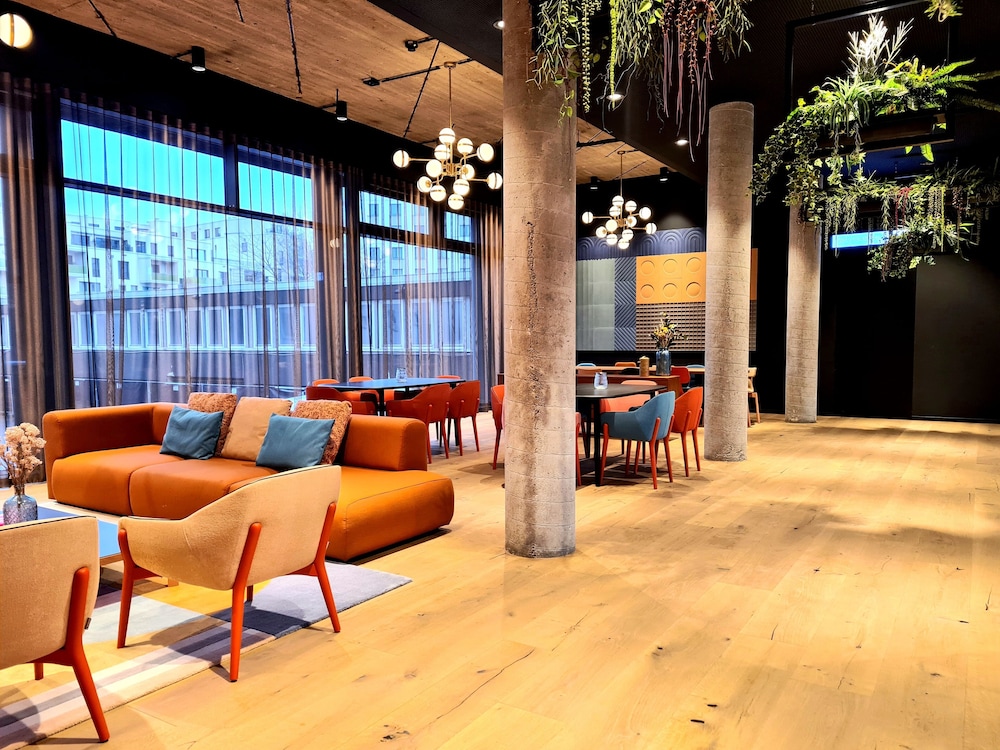 Koncept Hotel International 40/50