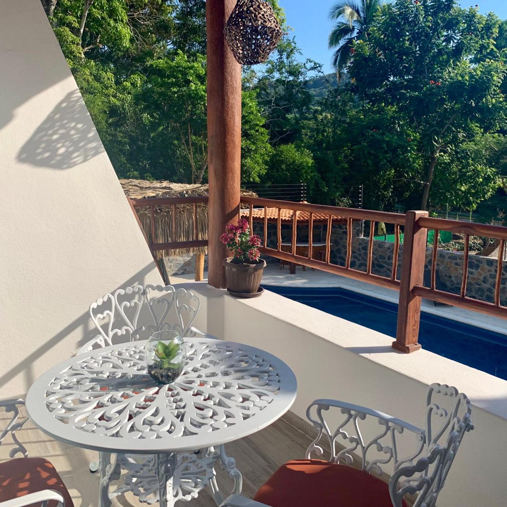 Solez Zihuatanejo 36/50