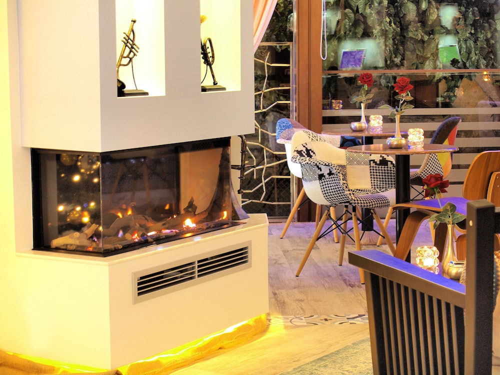 Omiros Boutique Hotel 58/59