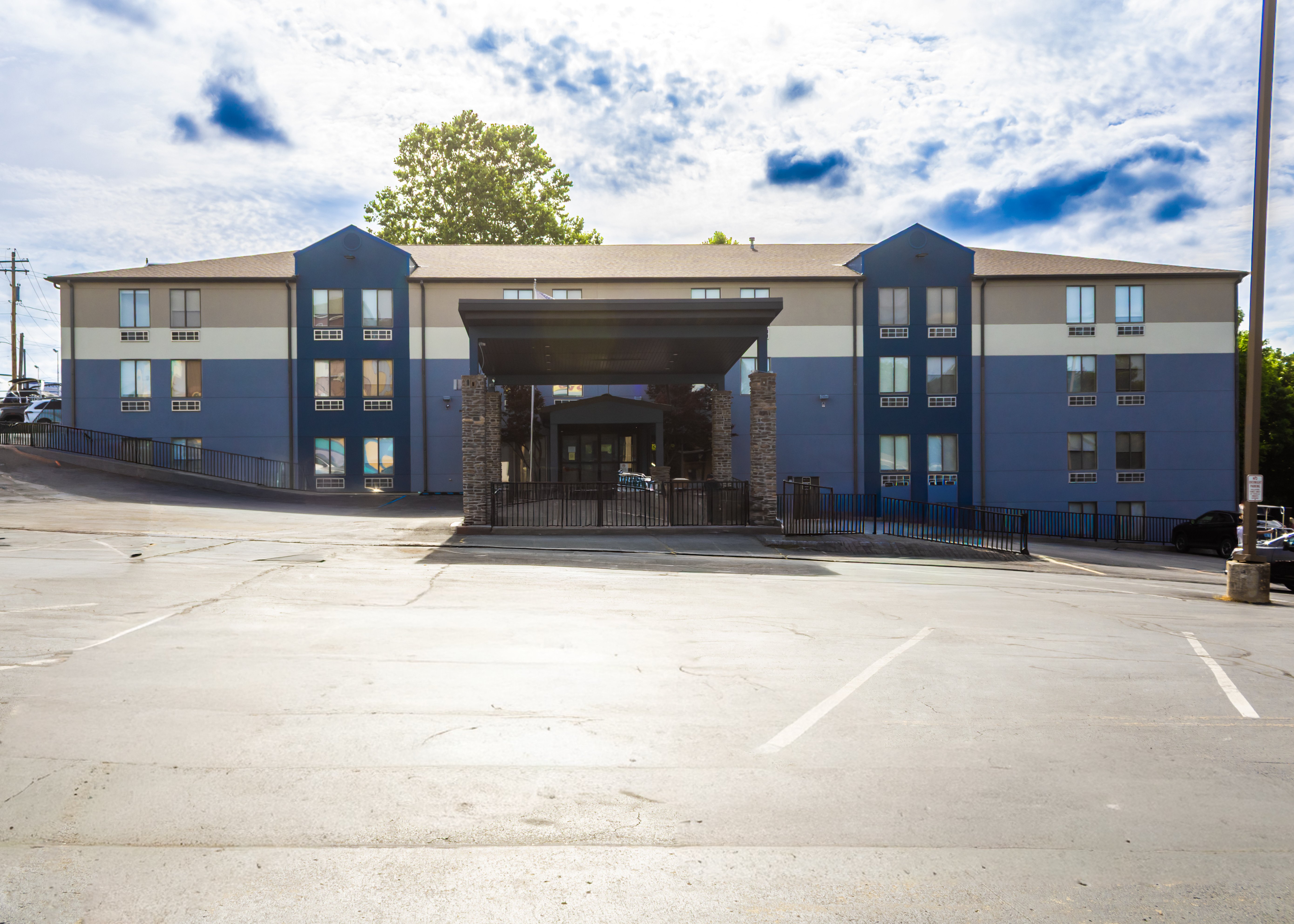Holiday Inn Express Osage Beach - Lake Of The Ozarks 5/46