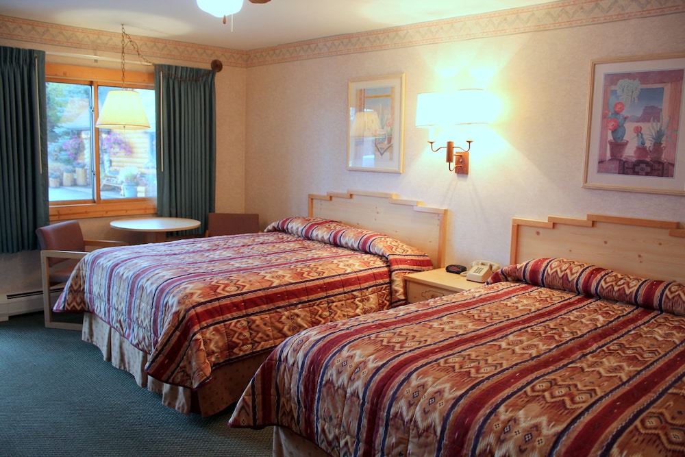Spirit Lake Lodge and Snowmobile Rentals 10/63