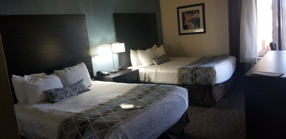 Best Western Airport Albuquerque Inn Suites Hotel & Suites 11/40