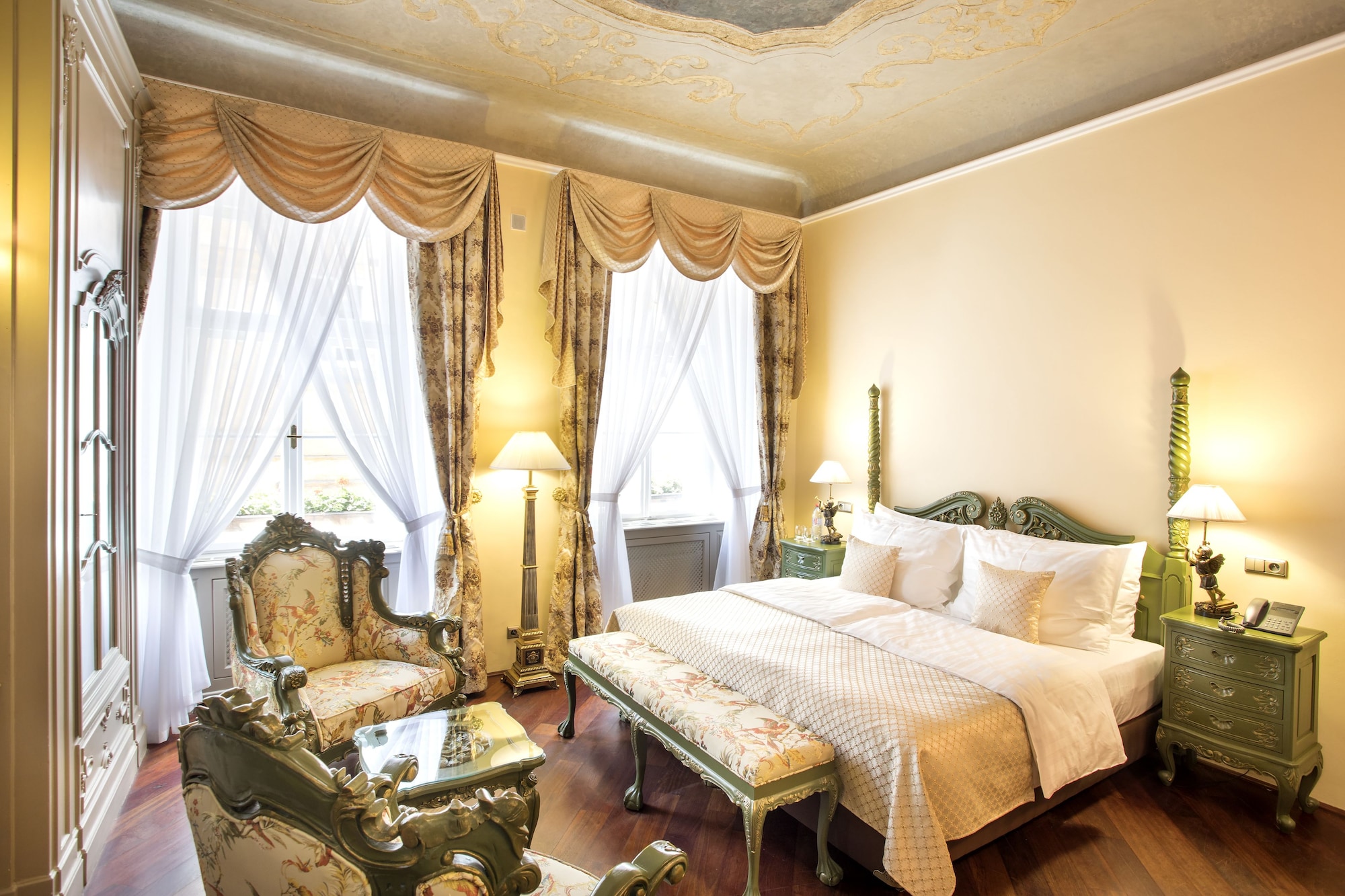 Junior Suite