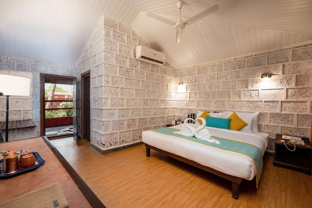 Lotus Eco Beach Resort, Murud Beach-Dapoli, District Ratnagiri 25/74