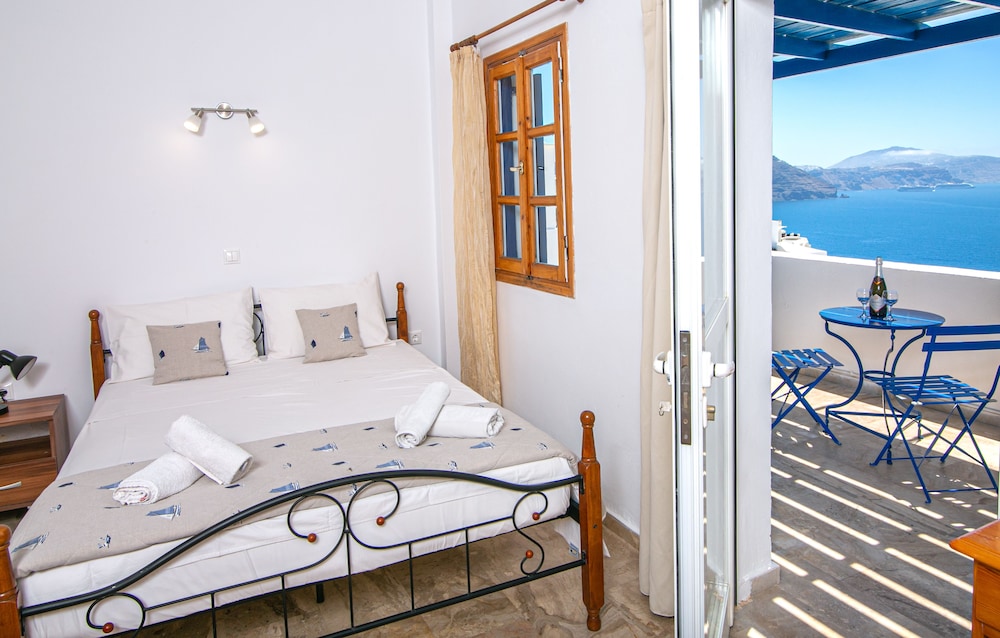 Stelios Rooms 15/59