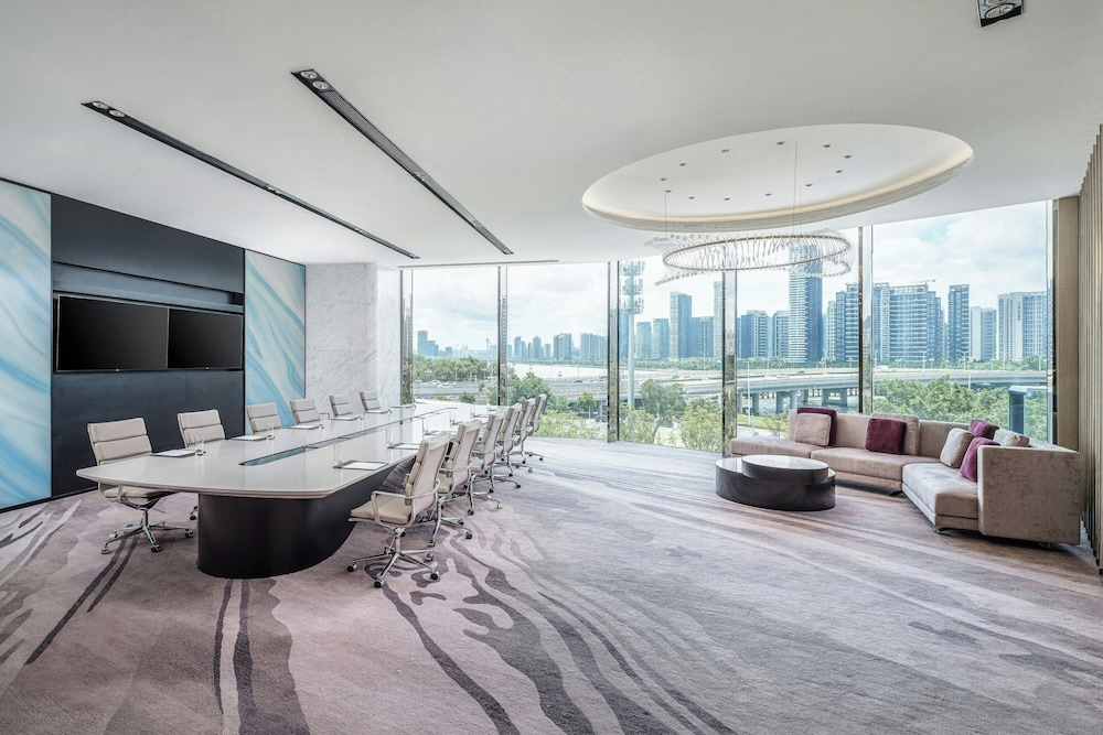 Renaissance Zhuhai Hotel 34/50